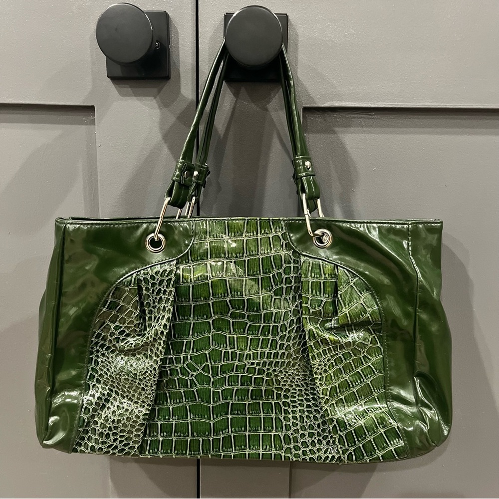 Vintage Bijoux Terner Emerald Green Patent Leather Faux Croc Shoulder Bag EUC
